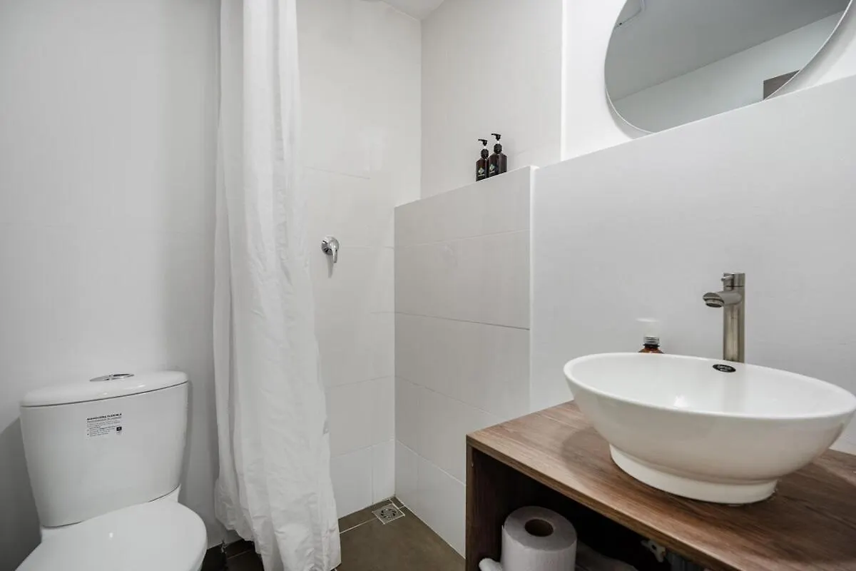Nowa Arya Ph - Huge Hot Tub & Ac Steps From Lleras Park Apartment Medellin Colombia