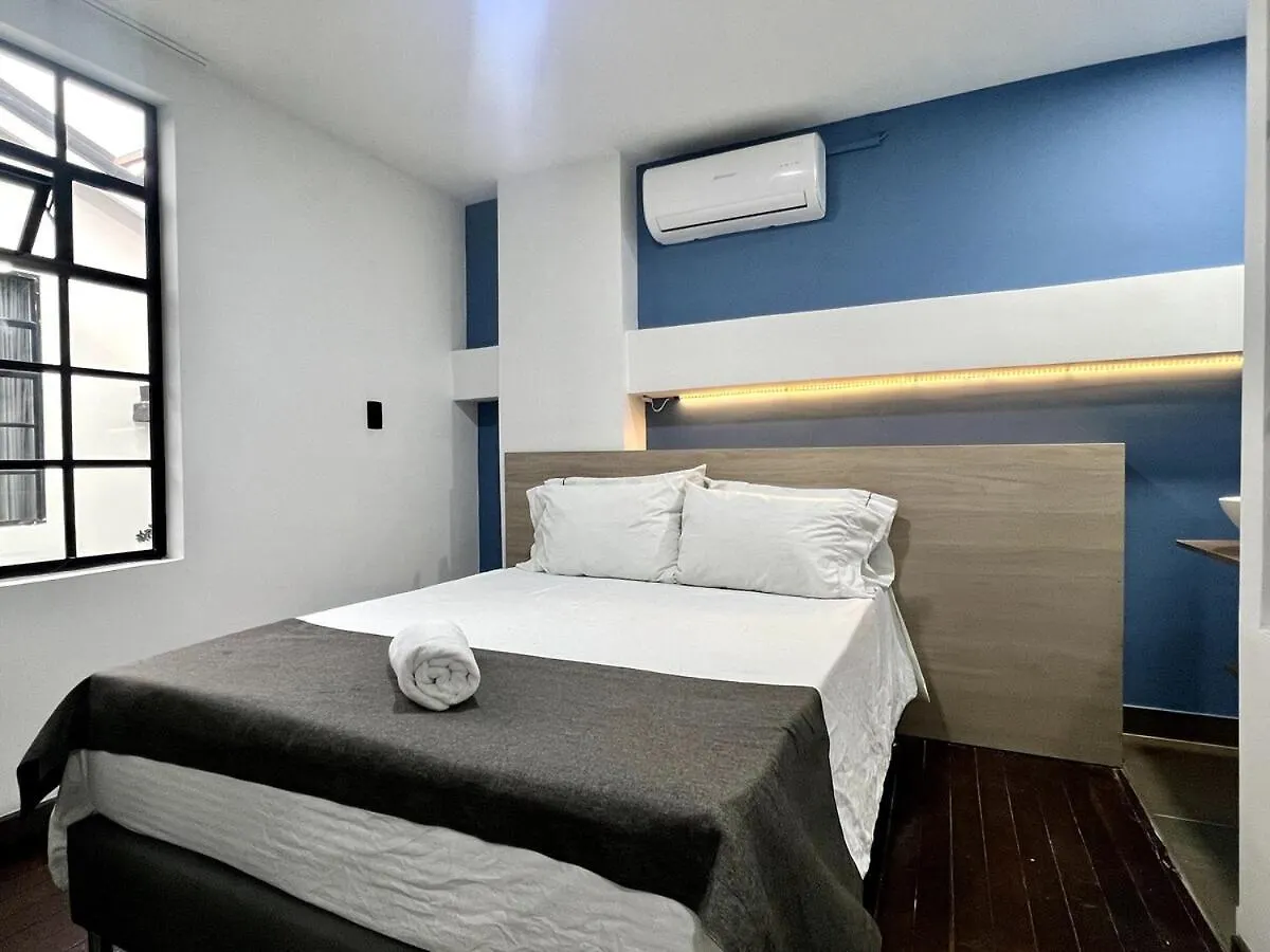 Nowa Arya Ph - Huge Hot Tub & Ac Steps From Lleras Park Apartment Medellin 0*,