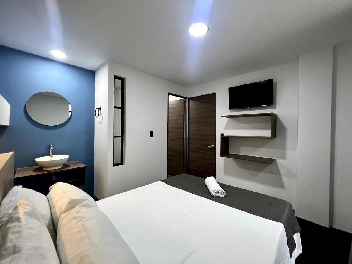 Nowa Arya Ph - Huge Hot Tub & Ac Steps From Lleras Park Apartment Medellin
