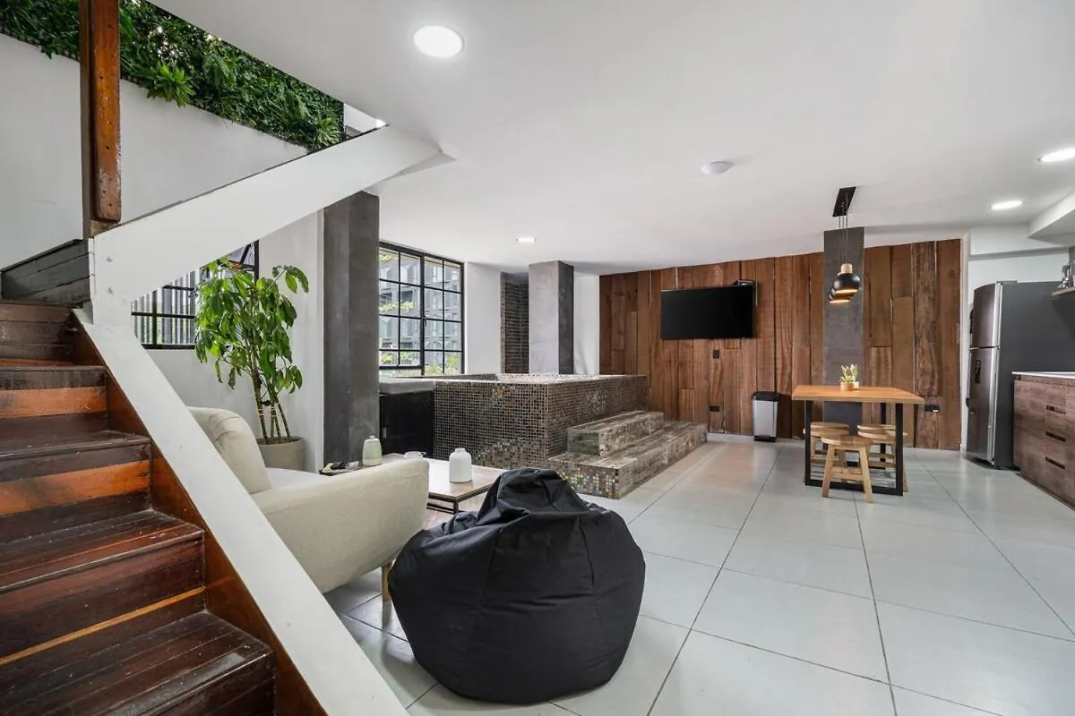 Nowa Arya Ph - Huge Hot Tub & Ac Steps From Lleras Park Apartment Medellin