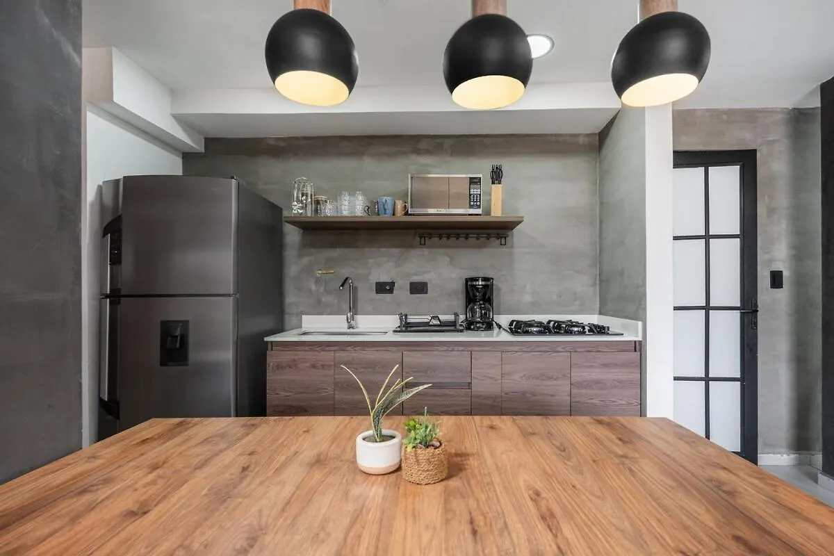 Nowa Arya Ph - Huge Hot Tub & Ac Steps From Lleras Park Apartment Medellin